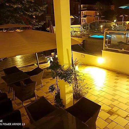 Firenze Отель