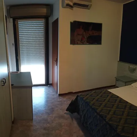 Firenze Hotel 3*