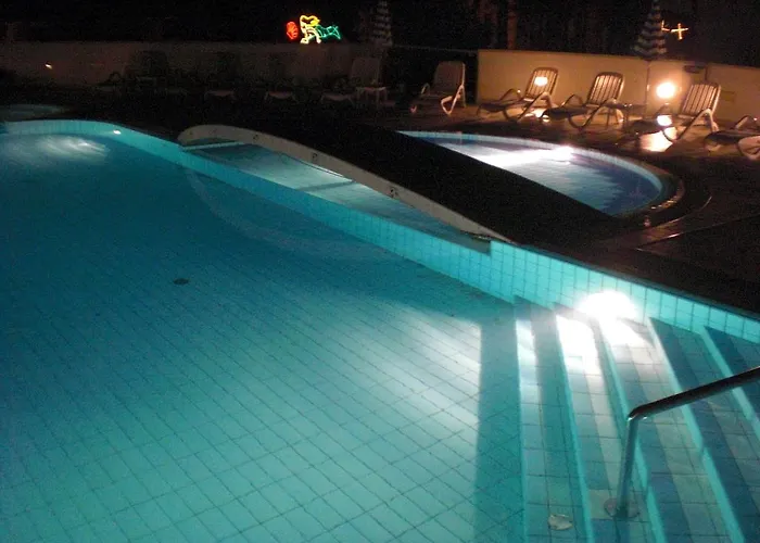 佛罗伦萨酒店 比比翁